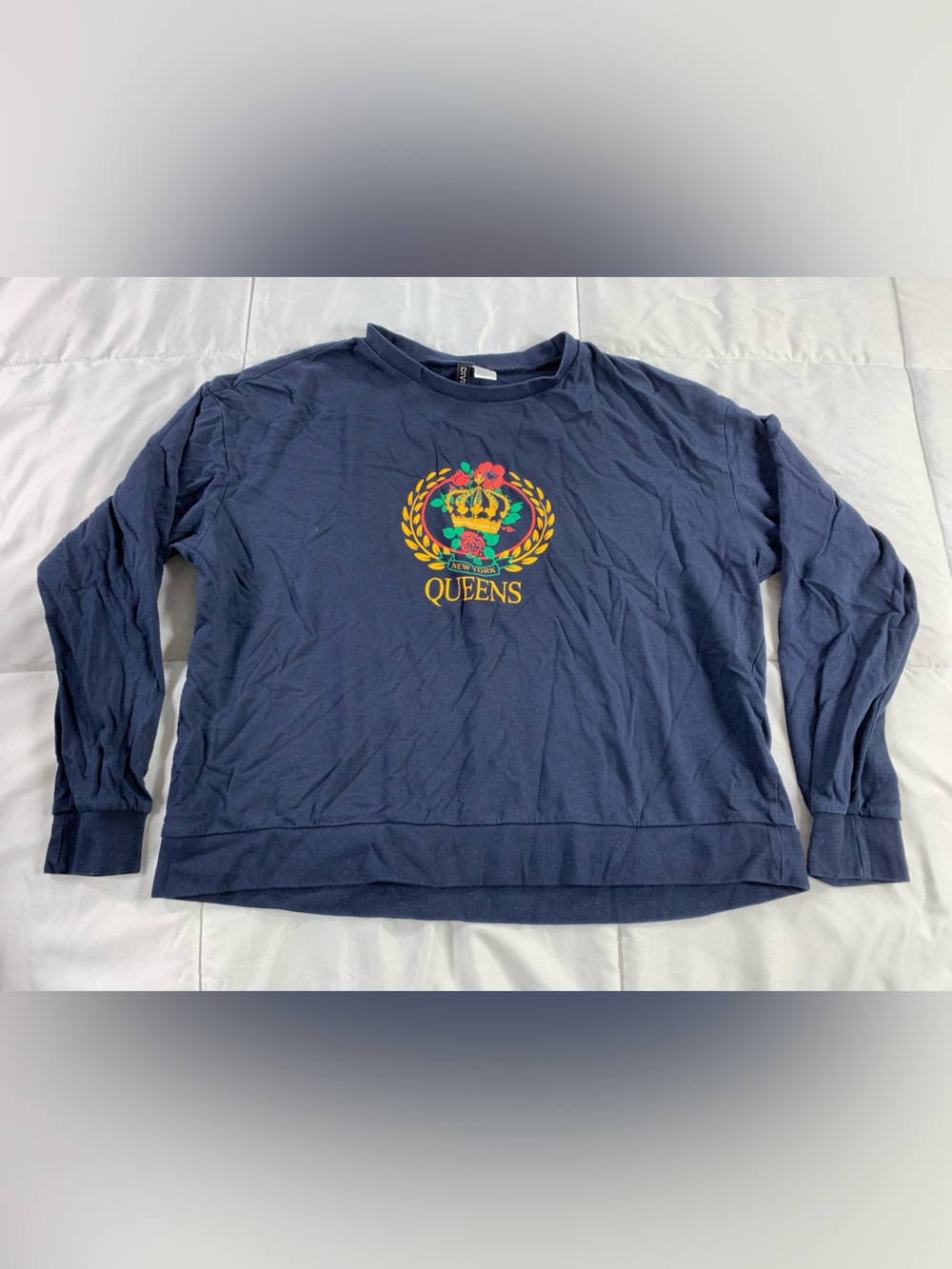 Pre loved H&M sweatshirt womens size L